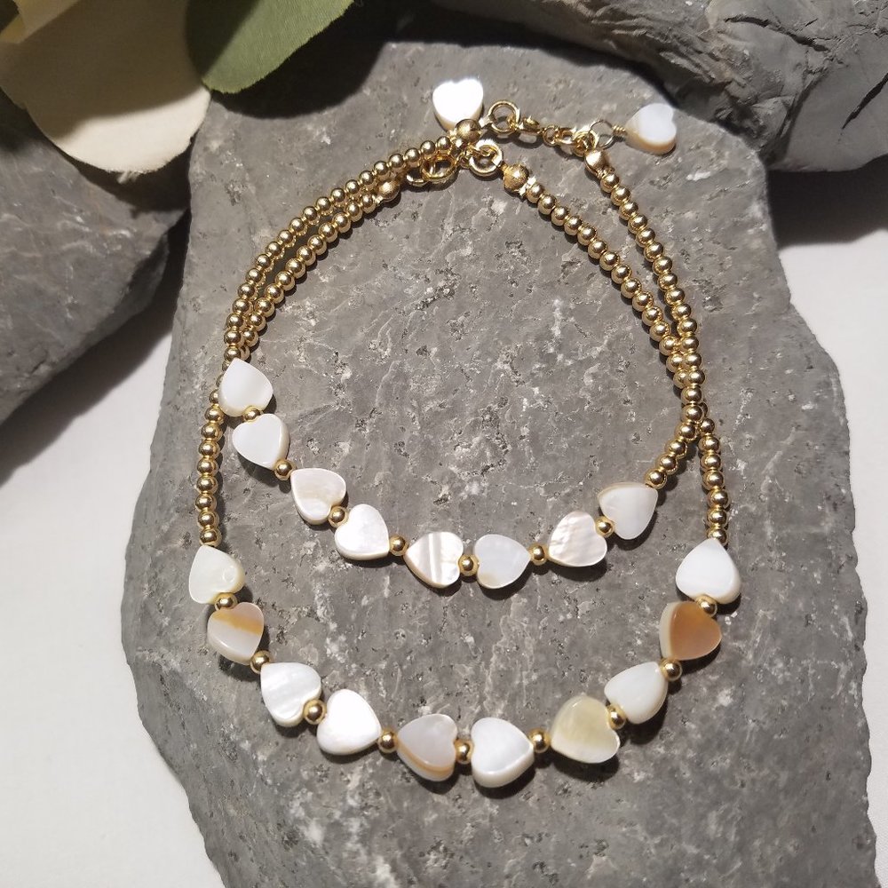 Seashell Heart Bead Bracelet Mother of Pearl - Picture 1 of 6